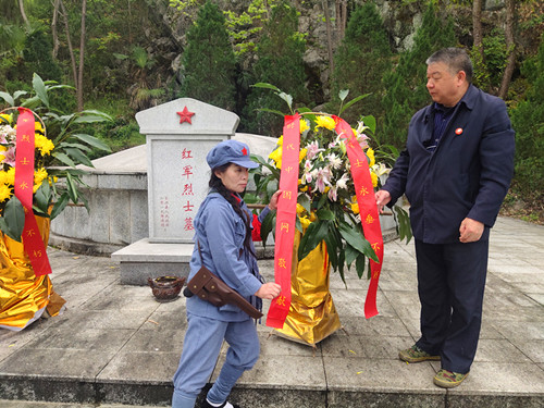 1732690644161238.jpg 2023年3月30日广西桂林市全州两河镇新富村委板塘村的板塘陵园湘江战役战士遗骸安放点_副本.jpg