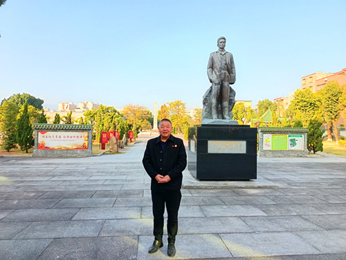 1736167718133449.jpg 2025年1月3日 广东省河源市源城区公园路中山广场西侧_副本.jpg
