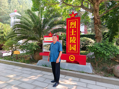 1753533126169411.jpg 2025年7月15日四川省广元市苍溪县城东南3公里处陵江镇村红四方面军长征出发地陵园_副本.jpg