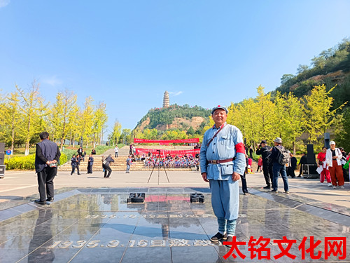 1753606856173327.jpg 2024年9月24日 陕西省延安市宝塔区南麓的龙湾山 南市办事处新民村宝塔山下广场_副本.jpg