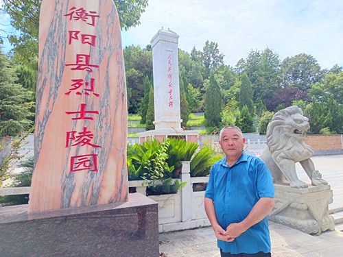 1756807429905862.jpg 2025年8月18日衡阳市衡阳县洪市镇余田村石灰组洪市衡宝战役墓_副本.jpg