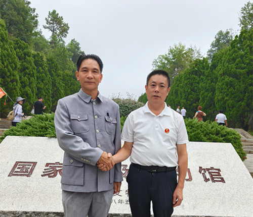 1757681401177509.jpg a8a704617b9a4190bb49f3a824fe0c87~tplv-tt-origin-web_gif_副本.jpg
