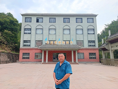 1759037836330053.jpg 2025年9月16日 广西壮族自治区梧州市岑溪市岑城镇思英社区 岑溪市革命纪念馆_副本.jpg