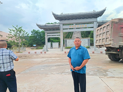 1759037952214189.jpg 2025年9月16日 广西壮族自治区梧州市岑溪市岑城镇思英社区 岑溪市革命陵园1_副本.jpg