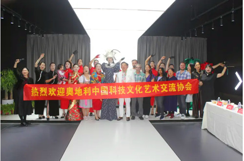 1760866674110739.jpg QQ20251019-173510_副本.jpg
