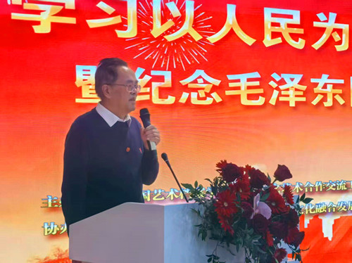 1767788716182750.jpg 刘德喜 校“三农”问题研究中心副主任,校马列主义研究所副主任.jpg